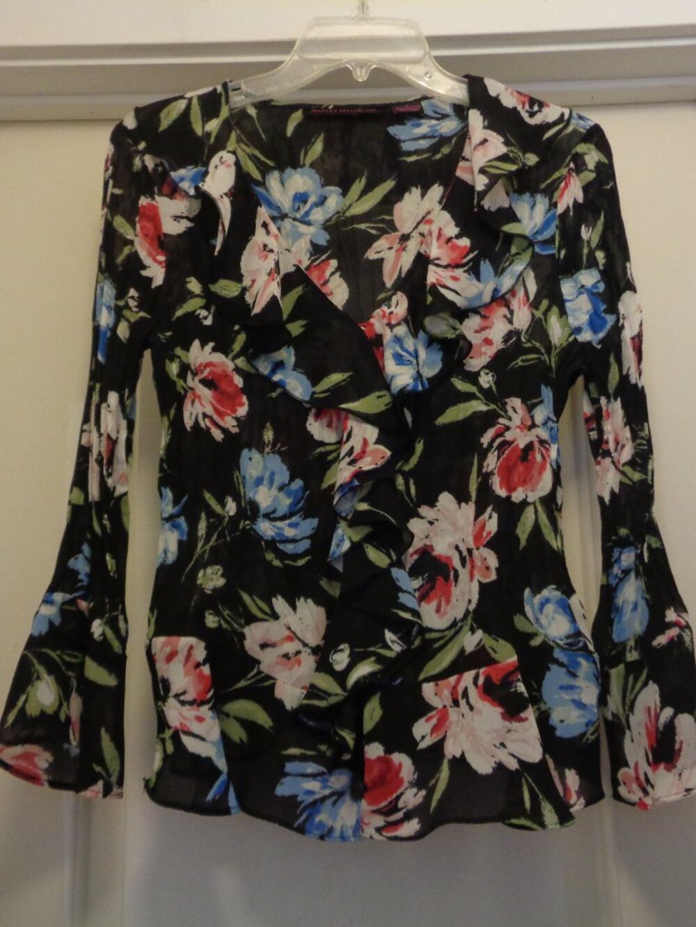 GARDEN OF FLOWERS CREPEY SEMI PLEATED RUFFLED BLOUSE BY HALEY MATHEWS L